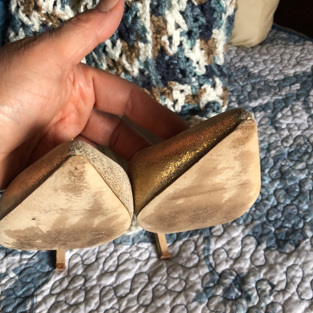 Kate Spade Women's Larisa Dress Pump, Gold Lame 8.5B - Picture 6 of 12